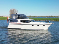 Vri-Jon Contessa 37 Motoryacht