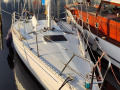 Elvström One off Yate a vela