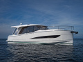 Greenline 39 H-Drive Motor yacht