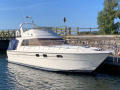 Princess 35 Flybridge Flybridge