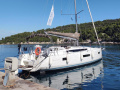 Jeanneau Sun Odyssey 440 Sailing yacht