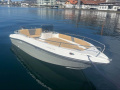 Nireus 490 Optima Konsole Konsolenboot