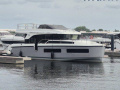 Delphia 11 FLYLOUNGE Flybridge