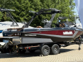 Malibu 21 LX Wakesetter Wakeboard/wakesurf
