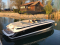 Cobalt 263 Yacht a motore