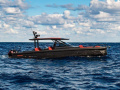 Brabus Marine Shadow 900 Yacht a motore