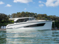 Delphia 10 sedan Trawler