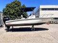 Boston Whaler 200 Dauntless Deck Boat