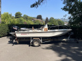 Boston Whaler Montauk 17 Bateau à moteur classique