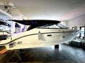 Sea Ray 260 SLX Bateau de sport