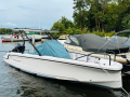 Axopar 22 T Top Centre console