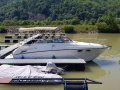 Crownline 242 CR Motorna jahta