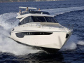 Cayman Yachts F520 Flybridge