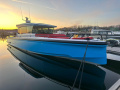 Axopar 37 XC Cross Cabin Bateau de sport