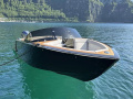 Flying Shark 5.7 Black Capri Bowrider