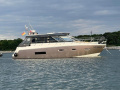 Sealine C 48 Motorová jachta