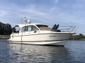 Nimbus 335 Coup&eacute; Cabin cruiser