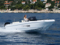 Infinity 575 Deck Boat