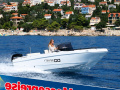 Infinity 575 Deck boat