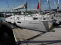 Beneteau Oceanis 321 Plachetní jachta