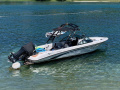 MasterCraft Power Star 200 Water skiing