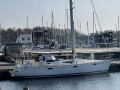 Beneteau Oceanis 390 Plachetní jachta