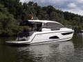 Sealine C330 Motoryacht