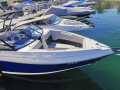 Rinker Q5 IO Bateau de sport
