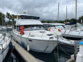 Carver 33 Flybridge