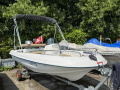 Jeanneau Cap 400 Center Console