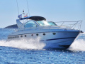 Fairline Targa Yate a motor