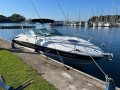 Crownline 275 CCR Kabinos hajó