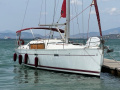Beneteau Oceanis 393 Clipper Plachetní jachta