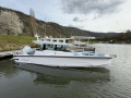 Axopar 29 Cross Cabin Sport boat