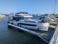 Delphia  Yachts 12 Flylounge Flybridge