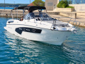 Karnic SL902 Sport boat