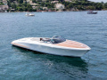 Ferretti S.P.A Iseo Yacht à moteur