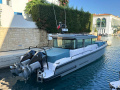 Axopar 37 Cross Cabin Motoryacht