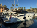 Princess V48 Iate a motor