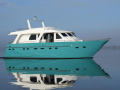 Jacabo 1600 Flybridge