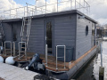 La Mare Apart L long Floating house