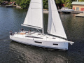 Beneteau Oceanis 37.1 Plachetní jachta