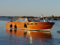 Golden Cut 28W Classic powerboats