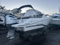 Jeanneau CAP CAMARAT 7.5 CC S3 Barco com consola central