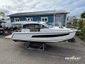 Sealine C335 Motorová jachta