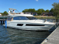 Prestige 450 Fly Flybridge