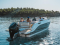 Quicksilver 755 Cruiser/300 Cabin cruiser