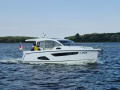 Sealine C330 Motoryacht