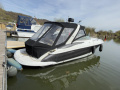 Crownline 315SCR Motorna jahta