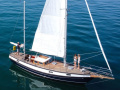 Center-Cockpit Regent Sailing yacht